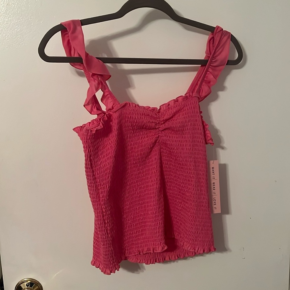 Cropped Pink ruffle blouse